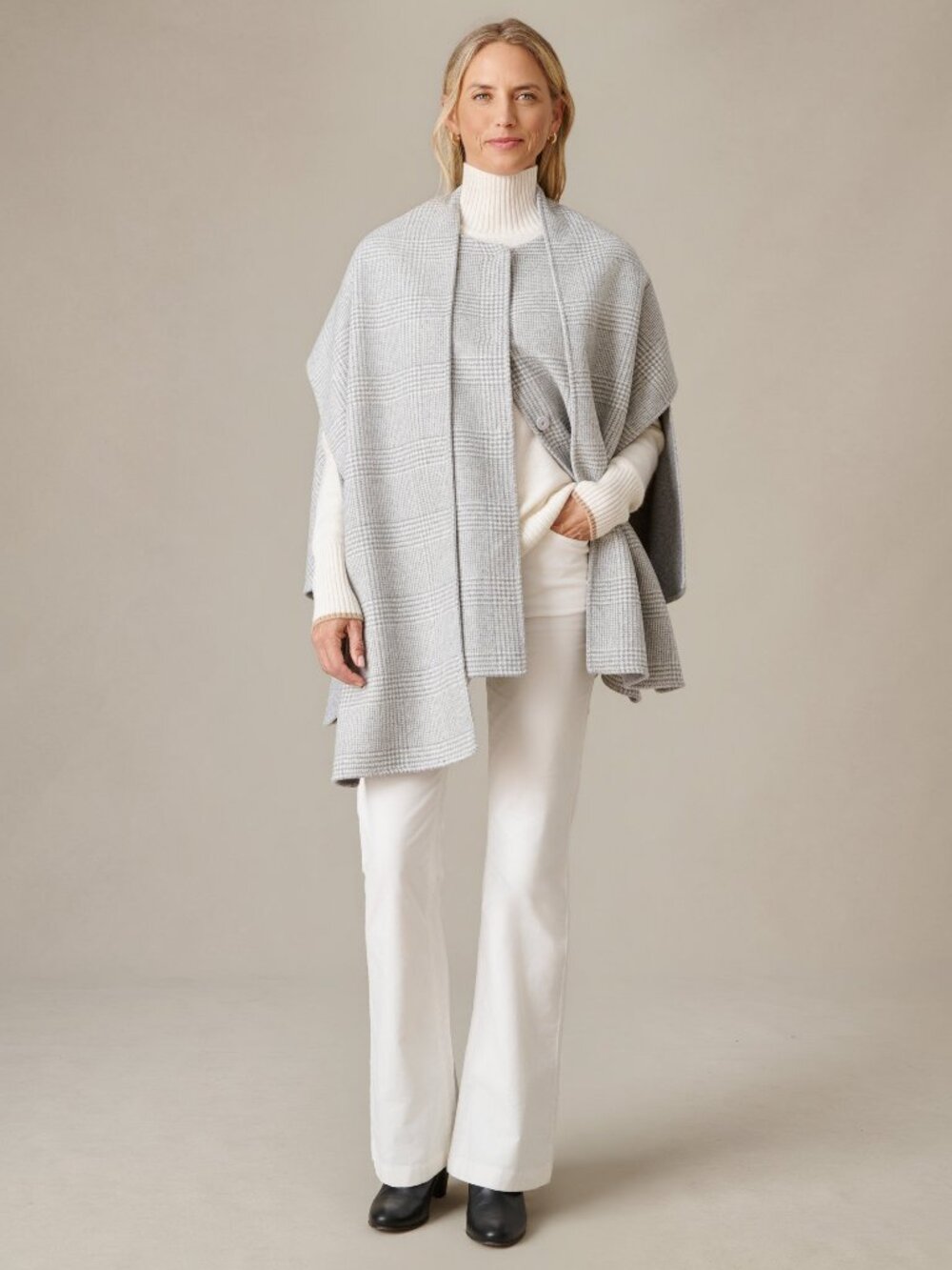 J McLaughlin Haley Reversible Cape in Plaid - Gray/Off White NEW